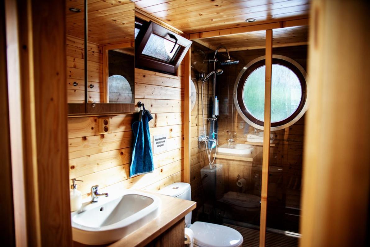Houseboat Bonanza Prague Hotel Eksteriør billede